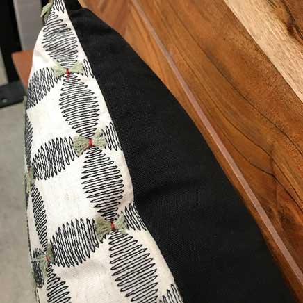 Black and White Flower pattern pillow 18 x 18 - Rustic Furniture Outlet