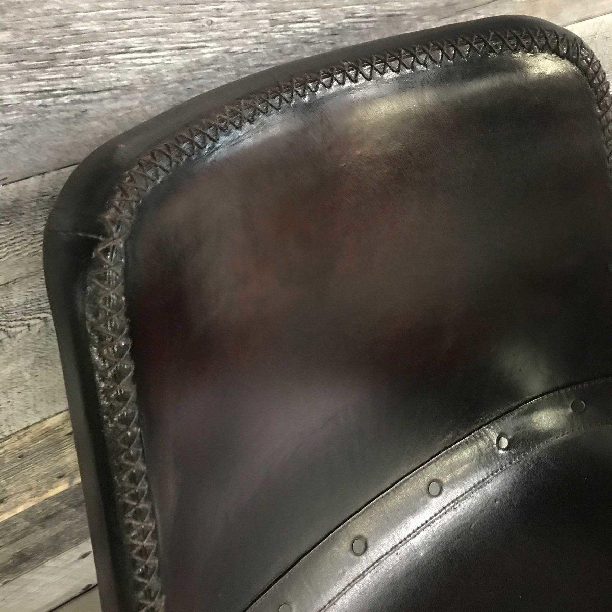 Chaise de salle à manger industrielle Coasters (ensemble de deux) - Rustic Furniture Outlet