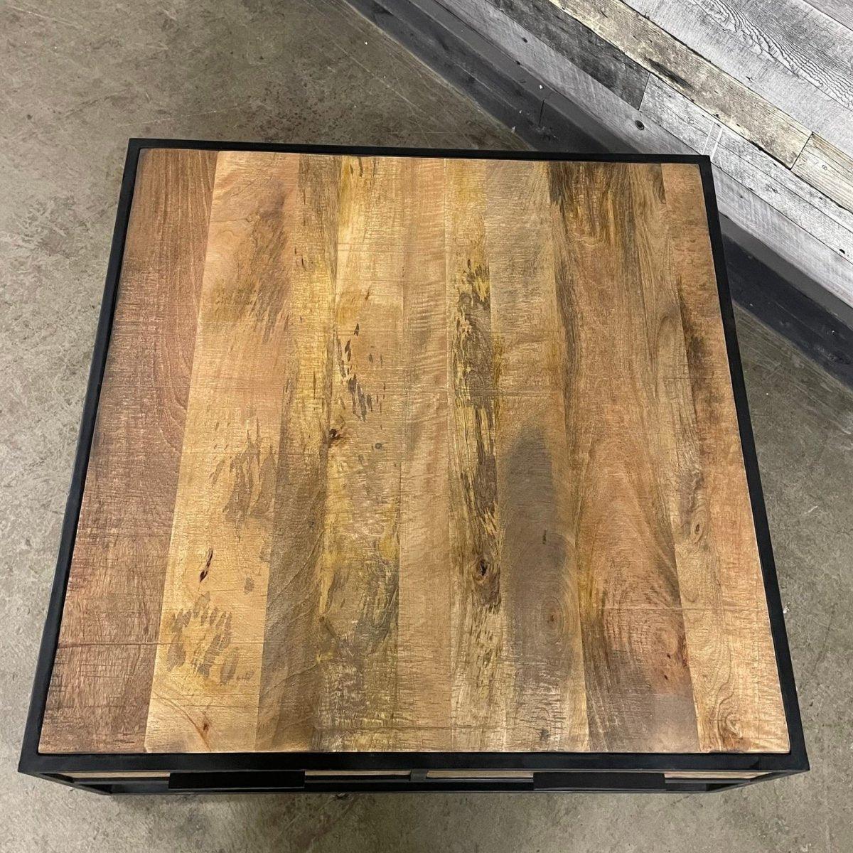 Table basse carrée Watson - Outlet de meubles rustiques