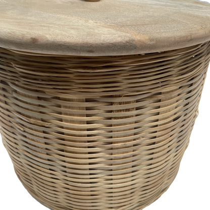 Medium Rattan Basket wtih Mango Wood Lid
