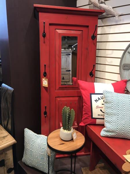 DOOR ORGANIZER - MADE IN CANADA - Rustic Furniture Outlet