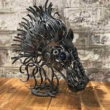 Sculpture de ferraille tête de cheval - Rustic Furniture Outlet
