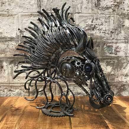 Sculpture de ferraille tête de cheval - Rustic Furniture Outlet