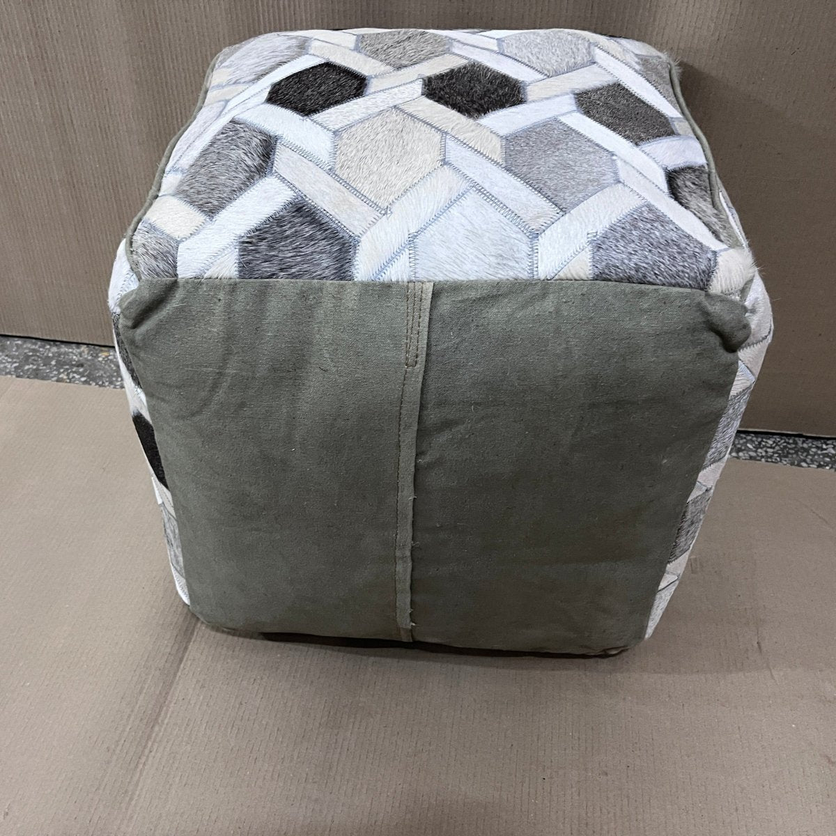 Pouf cube en cuir véritable argent/blanc - Rustic Furniture Outlet