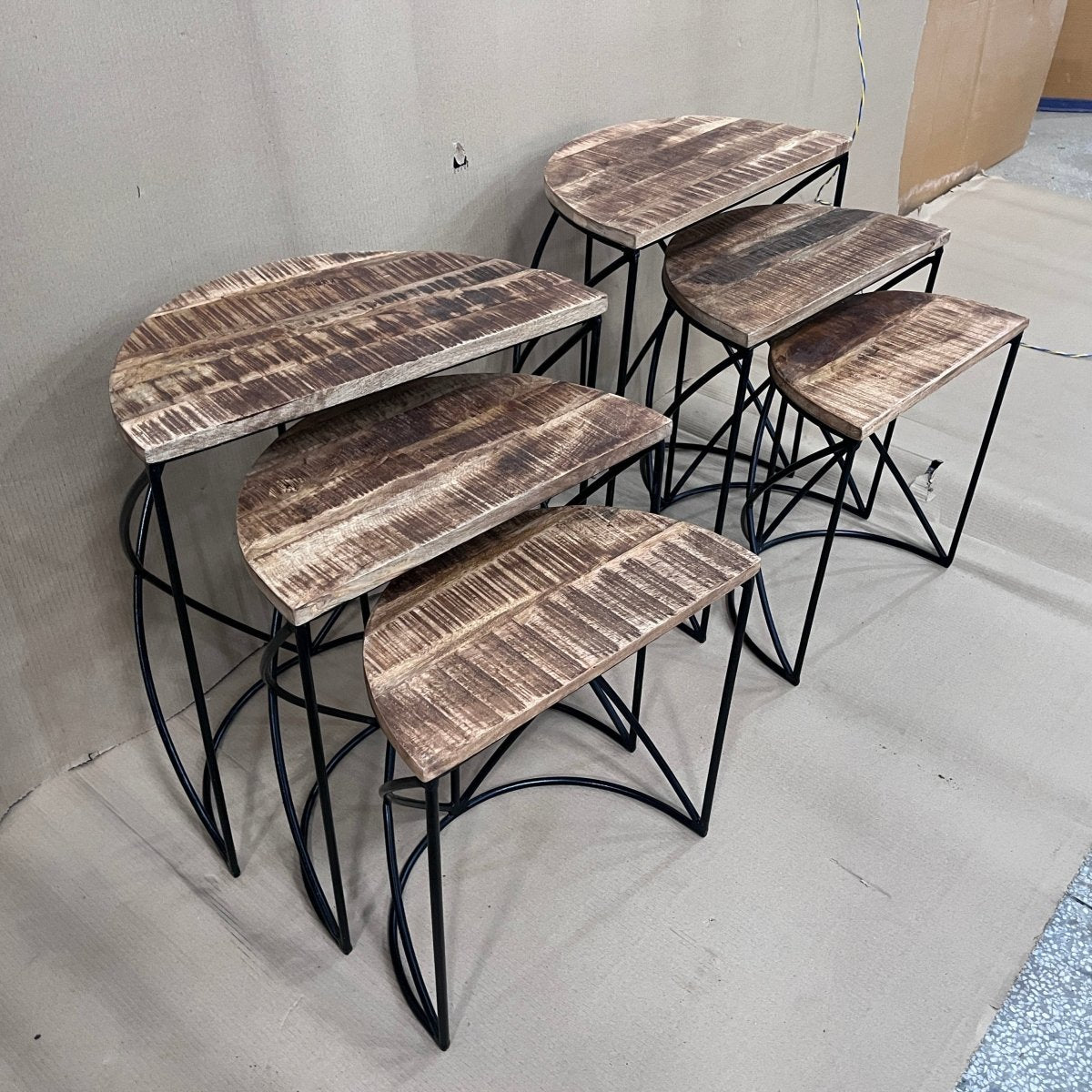 Trivi set of 3 nesting end tables - Rustic Furniture Outlet