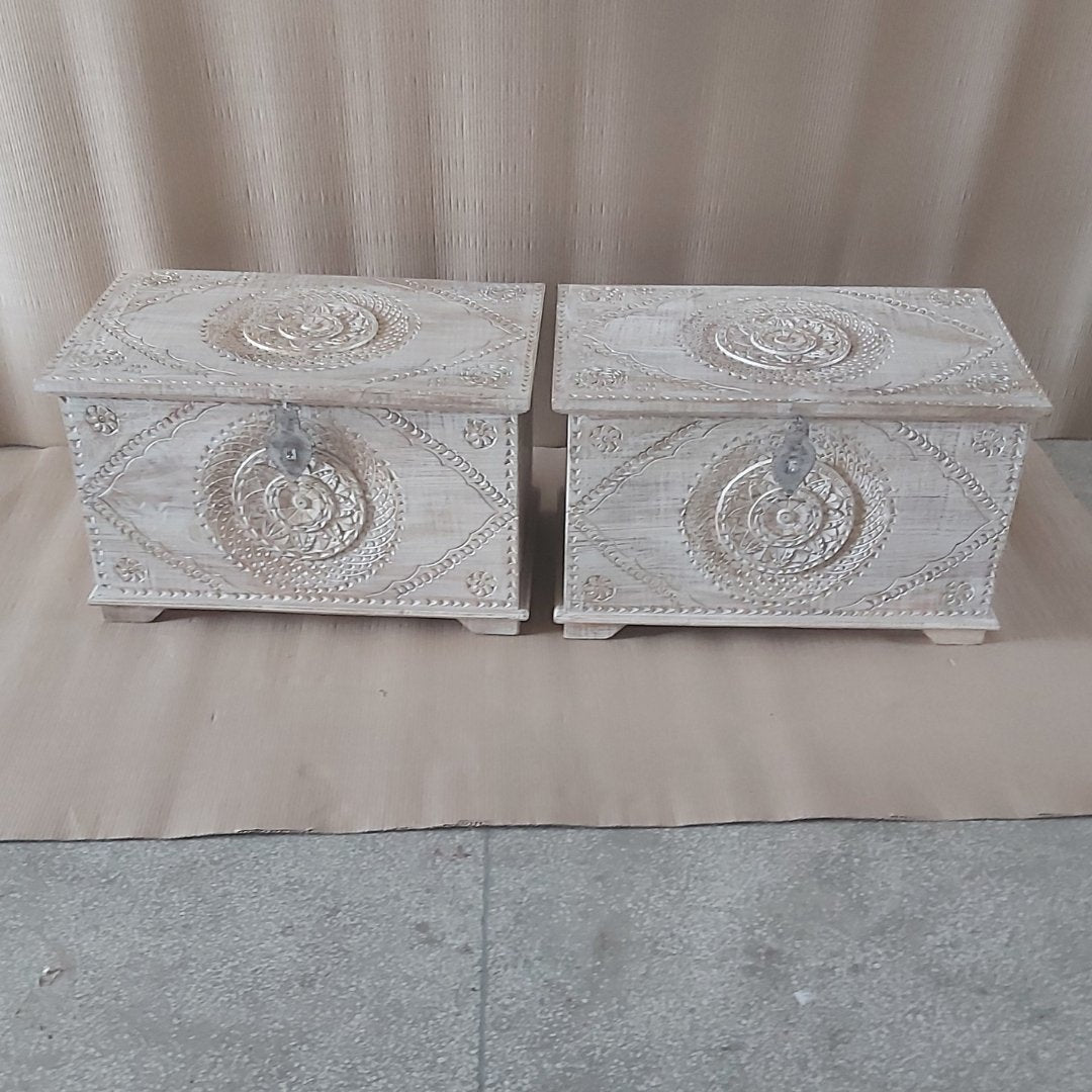 Coffre de rangement en bois de manguier Waves - Rustic Furniture Outlet